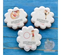 Пряник «Ромашка» 9 см с логотипом